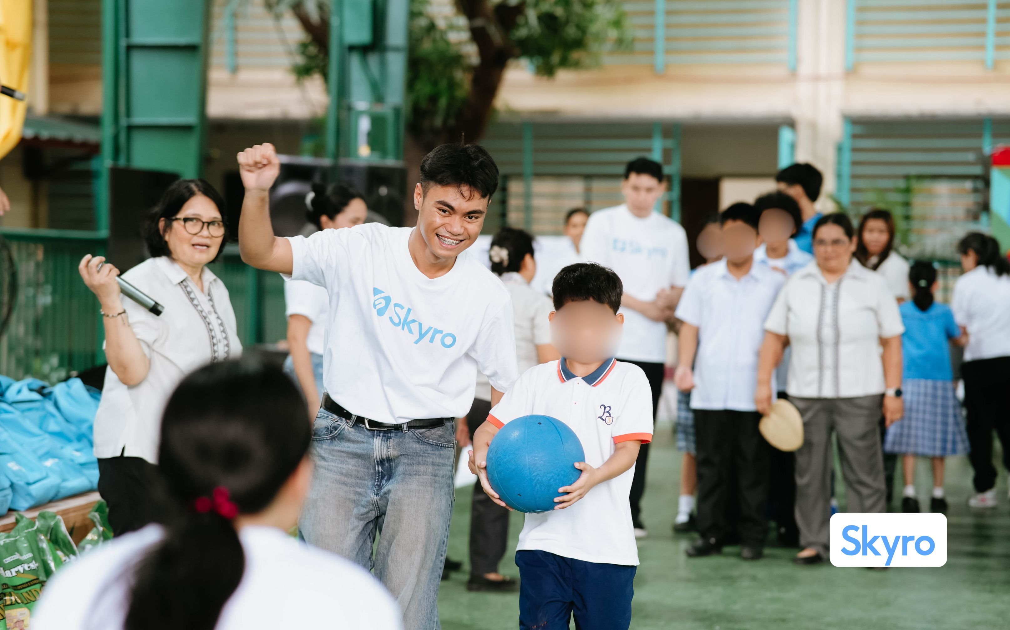 SkyroShares fun games